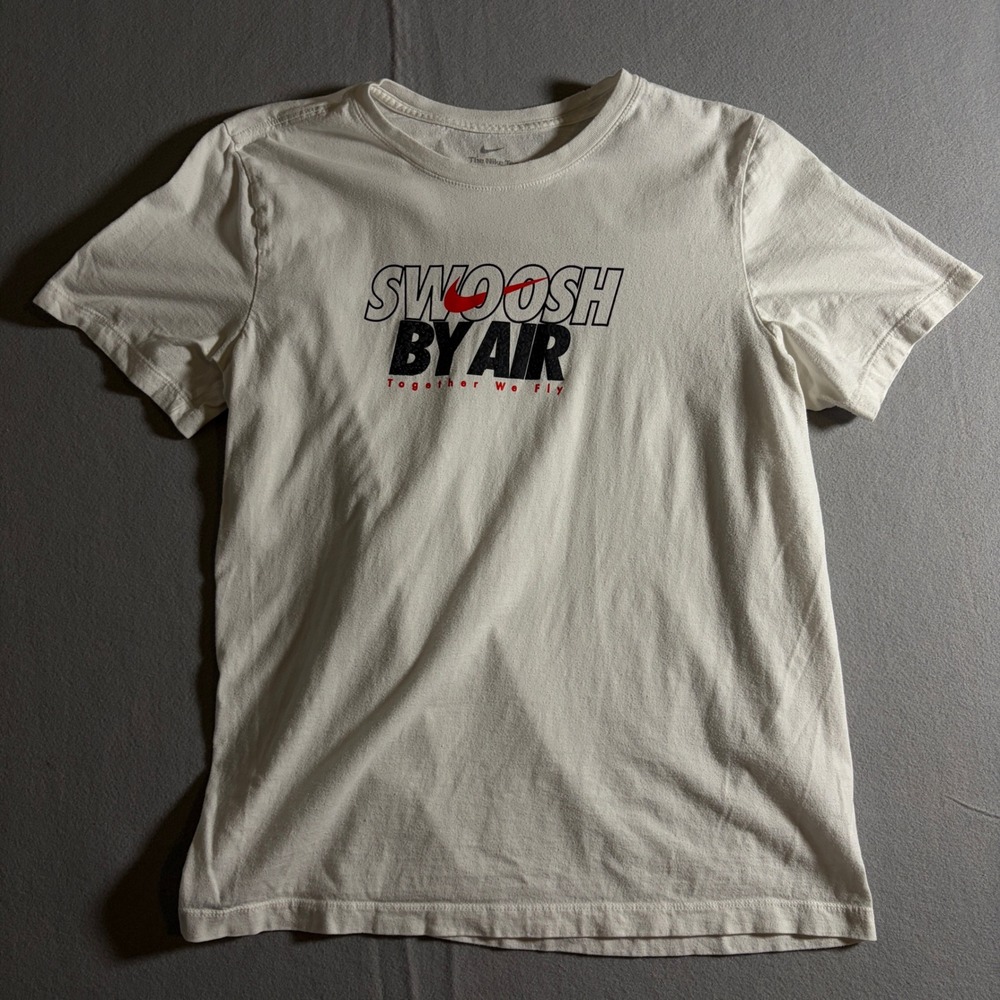 Nike Swoosh By Air Together We Fly Graphic T-Shirt Mens Small White Short Sleeve